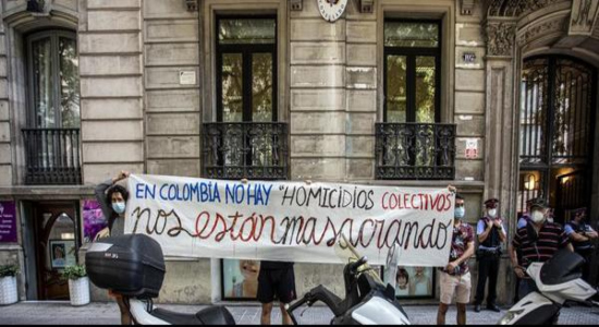 Protesta ante el consulado de Colombia en Barcelona-Víctor Serri 
