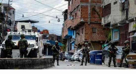  Fuerzas de seguridad venezolanas desplegadas en la Cota 905 (Foto: Archivo) 