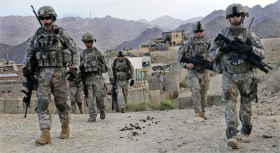 Soldados de EE UU patrullan en Afganistán