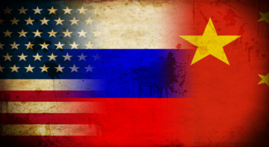 Banderas de EEUU, Rusia y China
