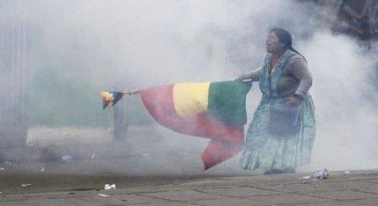Manifestante en Bolivia