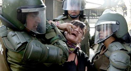Carabineros en acción
