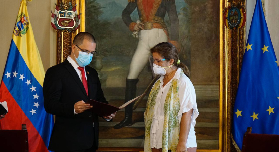 Canciller Arreaza y la embajadora de la Unión Europea (UE)